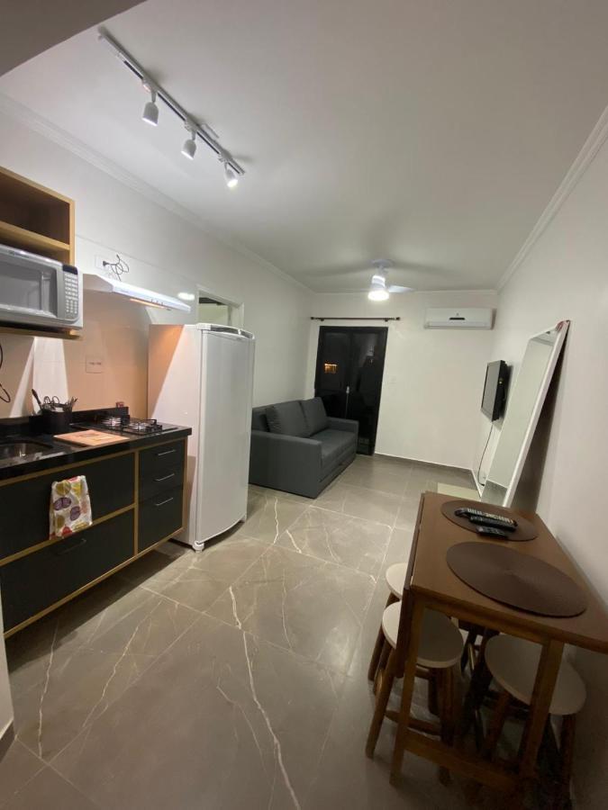 Flat - Acomoda Ate 4 Hospedes - Bairro Do Gonzaga - Santos Sp Eksteriør billede